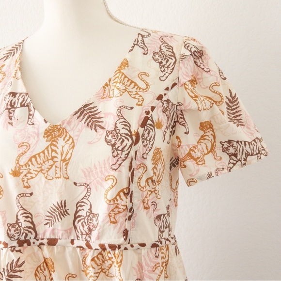 Umgee Cream Tiger Print Babydoll Tiered Cotton‎ Dress Size Small - Picture 5 of 12